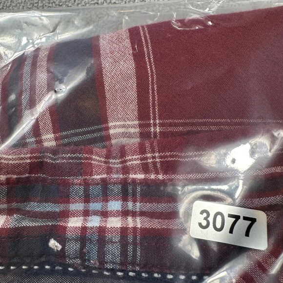 Prince and Fox Button Down Shirt L Mens Red Plaid Long Sleeve Cotton Flannel - Picture 6 of 6